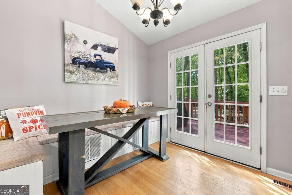 96 Boxcaray W Property Photo 10