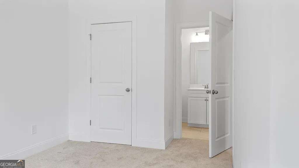 6603 Beacon Drive Property Photo 8