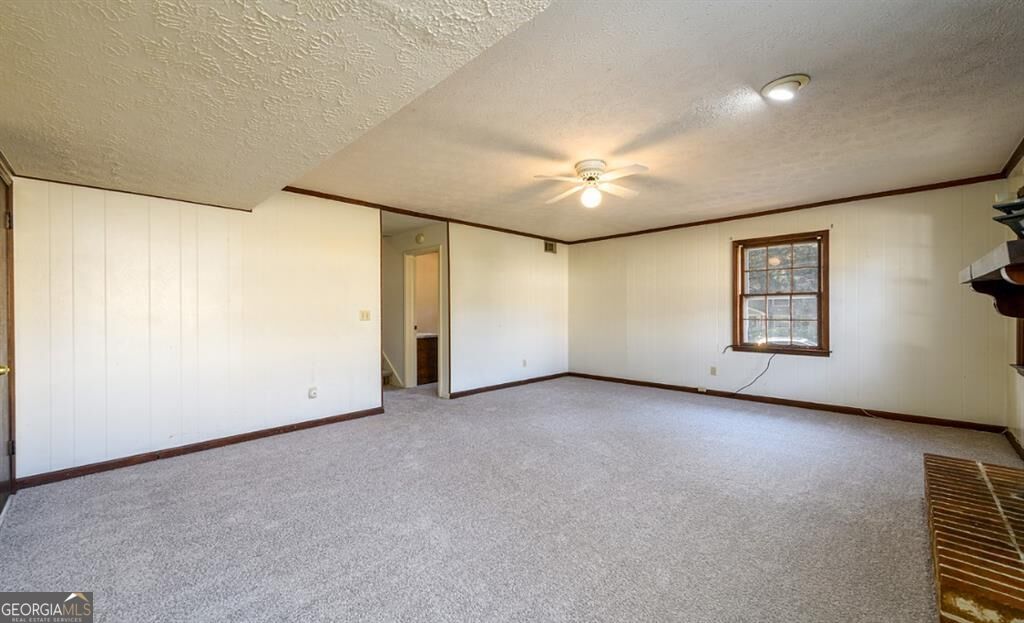 462 Emily Drive Sw Property Photo 9