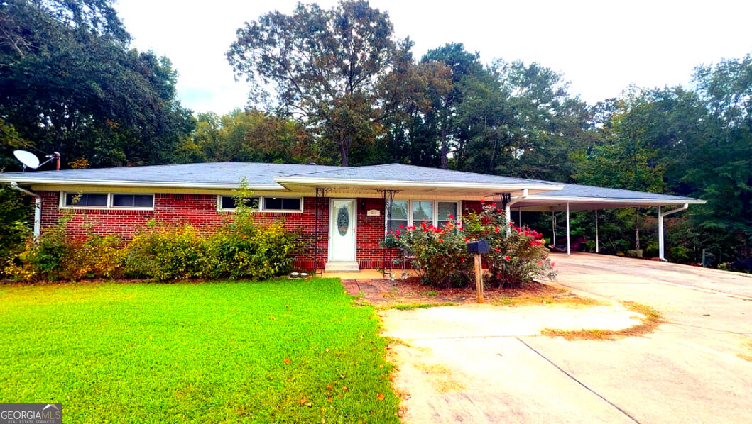 271 Arbacoochee Road Property Photo 1