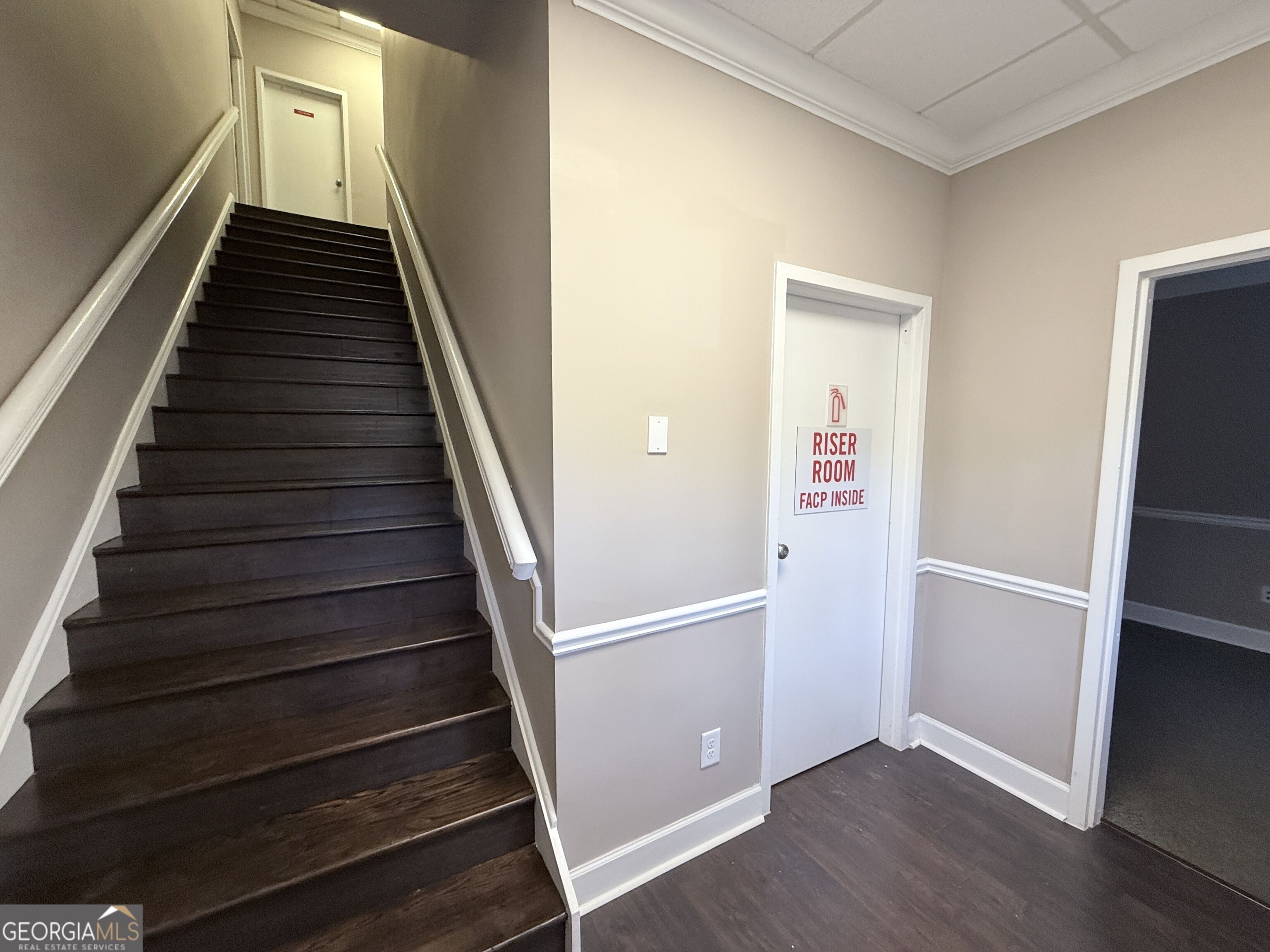 1806 Over Lake Drive # D Property Photo 3