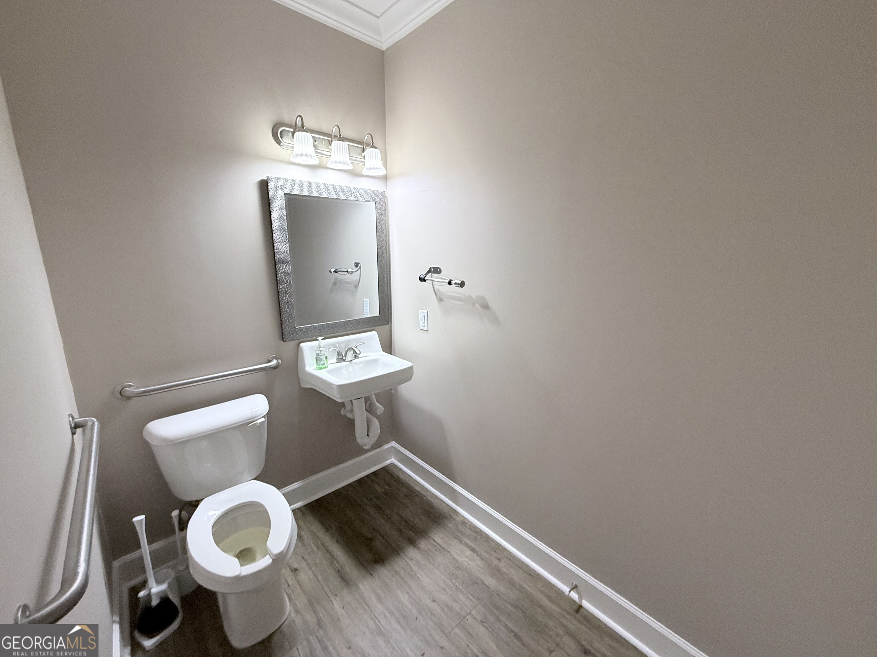 1806 Over Lake Drive # D Property Photo 14