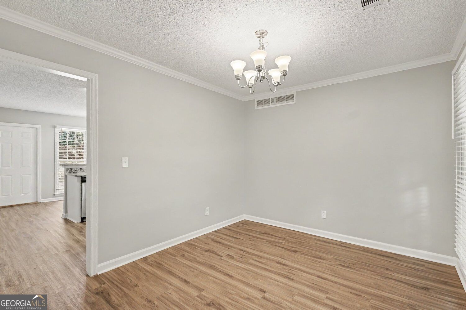 3131 Ashbury Lane Property Photo 8