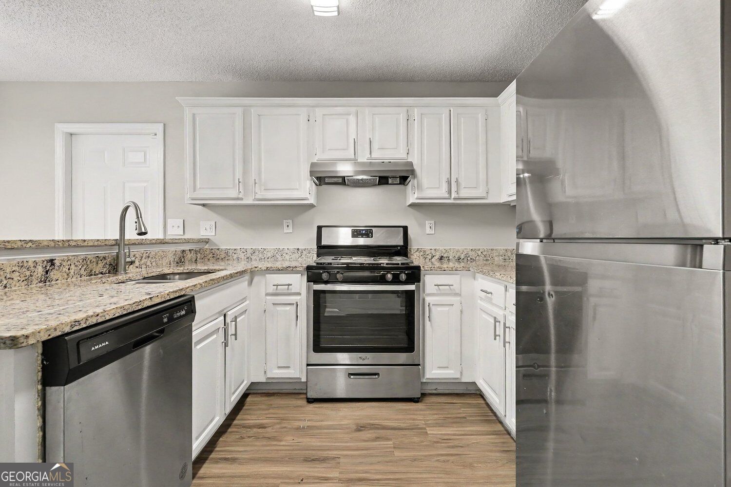 3131 Ashbury Lane Property Photo 11