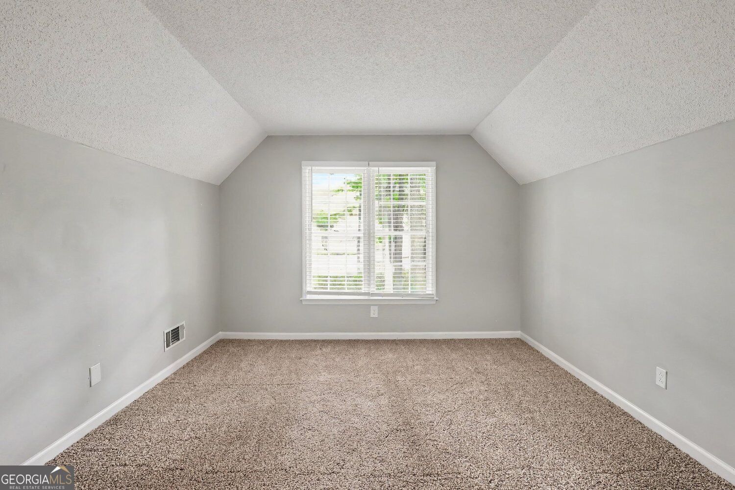 3131 Ashbury Lane Property Photo 15