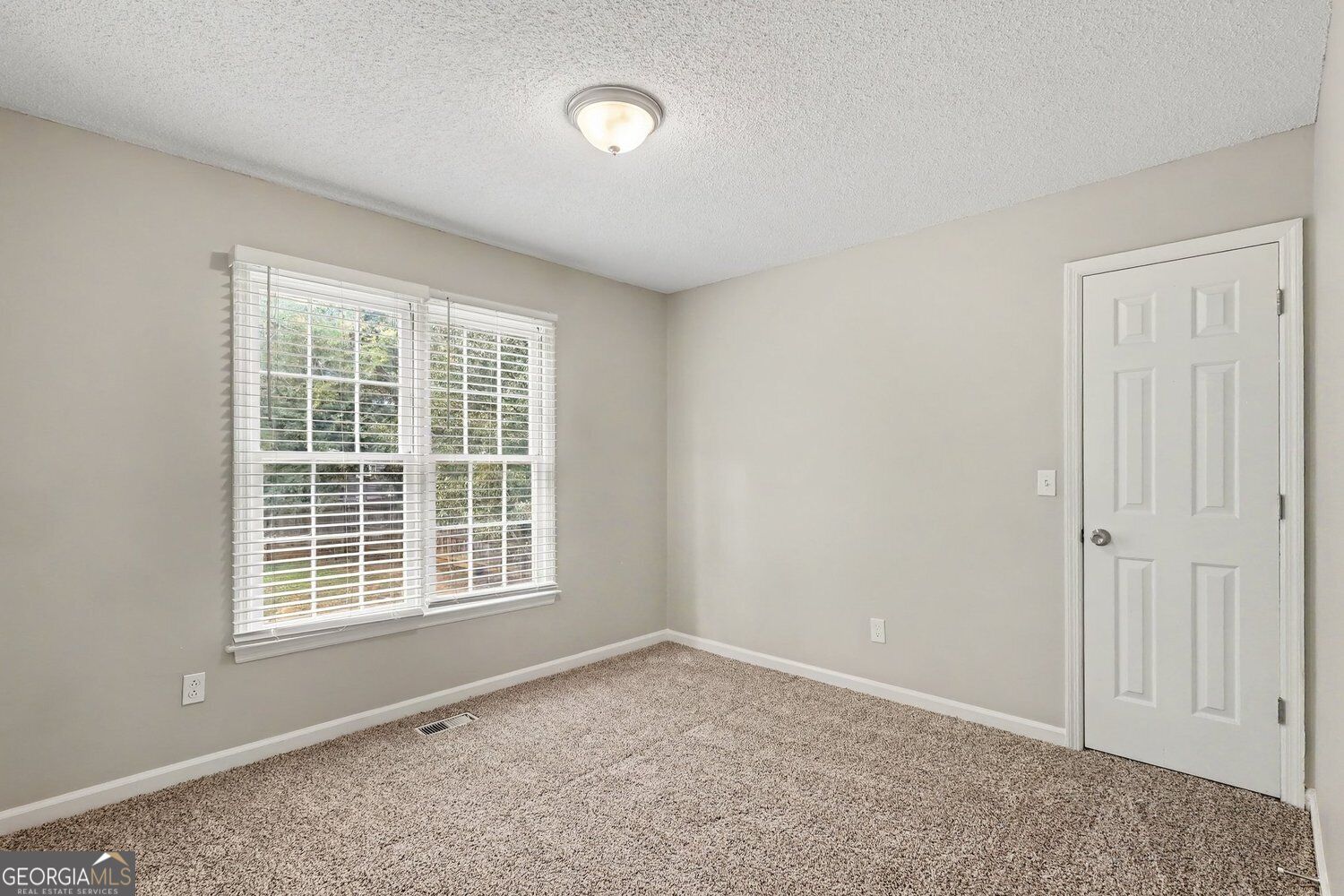 3131 Ashbury Lane Property Photo 17
