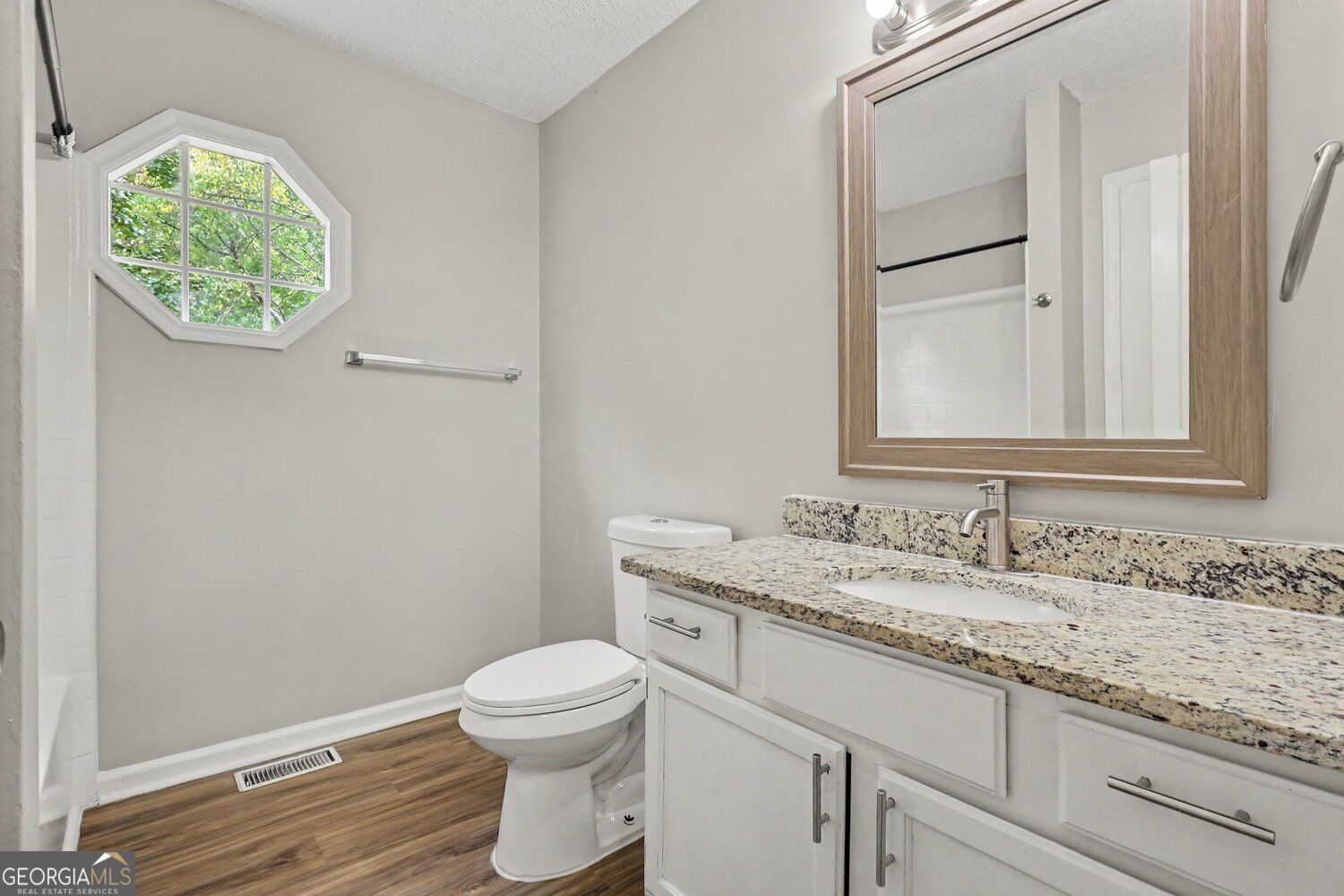 3131 Ashbury Lane Property Photo 18