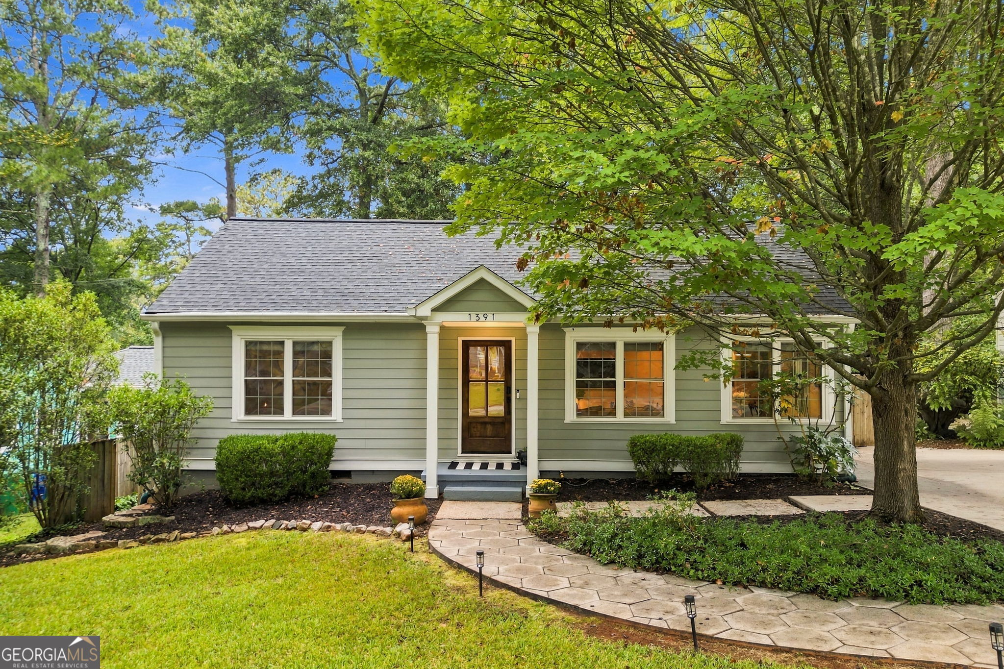 1391 Oldfield Road Property Photo 1