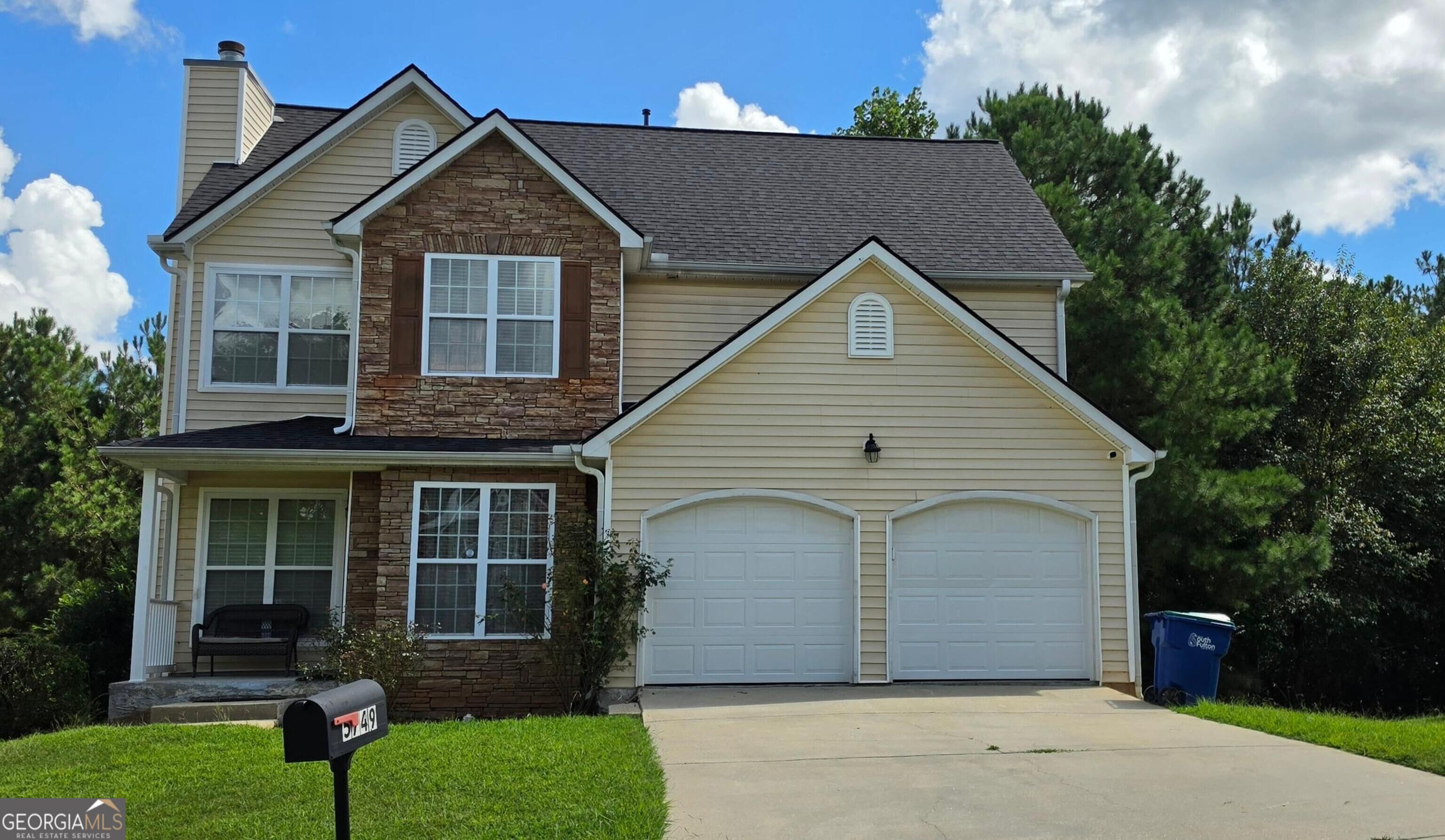 5749 Village Loop Property Photo 1