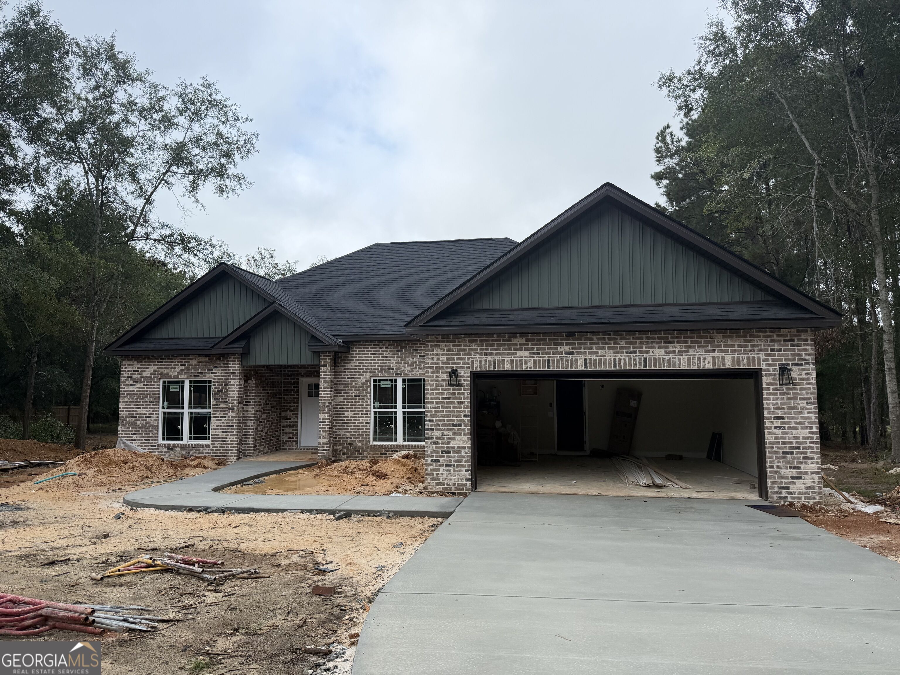 5803 Heritage Court Property Photo 1