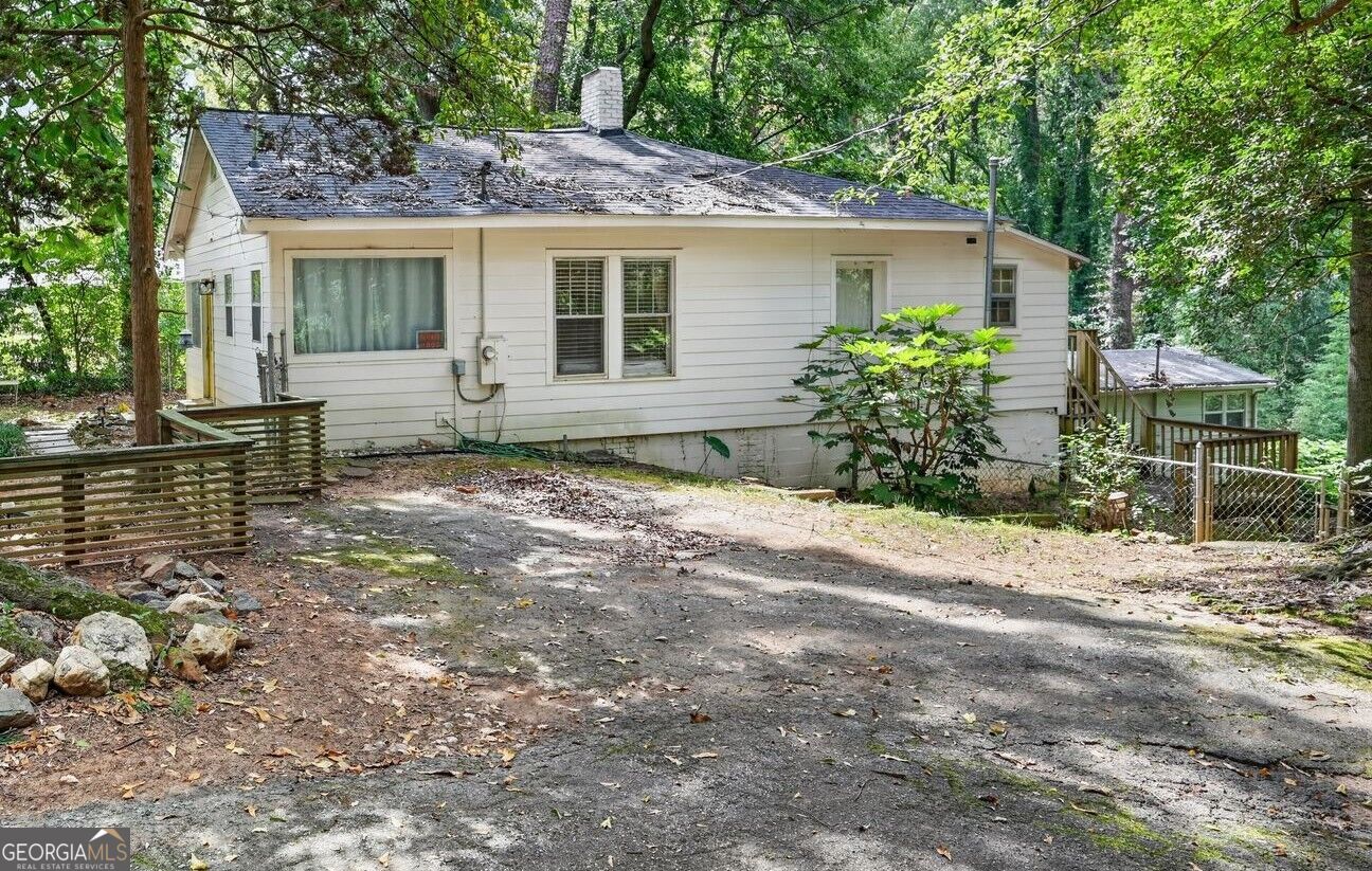 1149 Woodland Avenue SE Property Photo 1