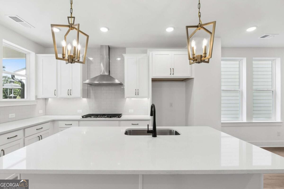 646 Memphis Drive Property Photo 10