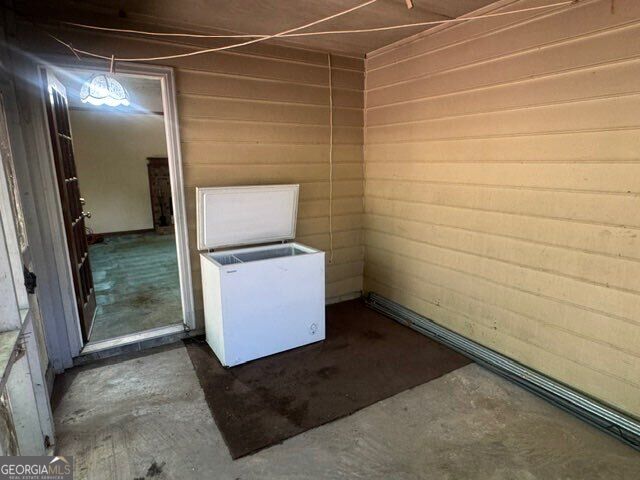 58 Rivercrest Drive Property Photo 9