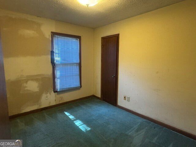 58 Rivercrest Drive Property Photo 12