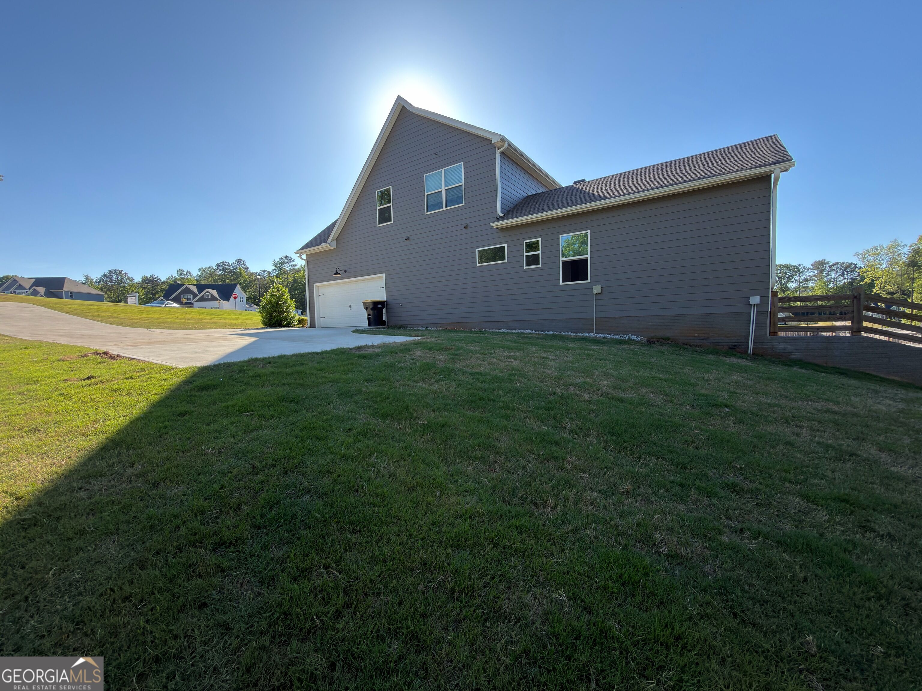 14 Shadybrook Path Property Photo 3