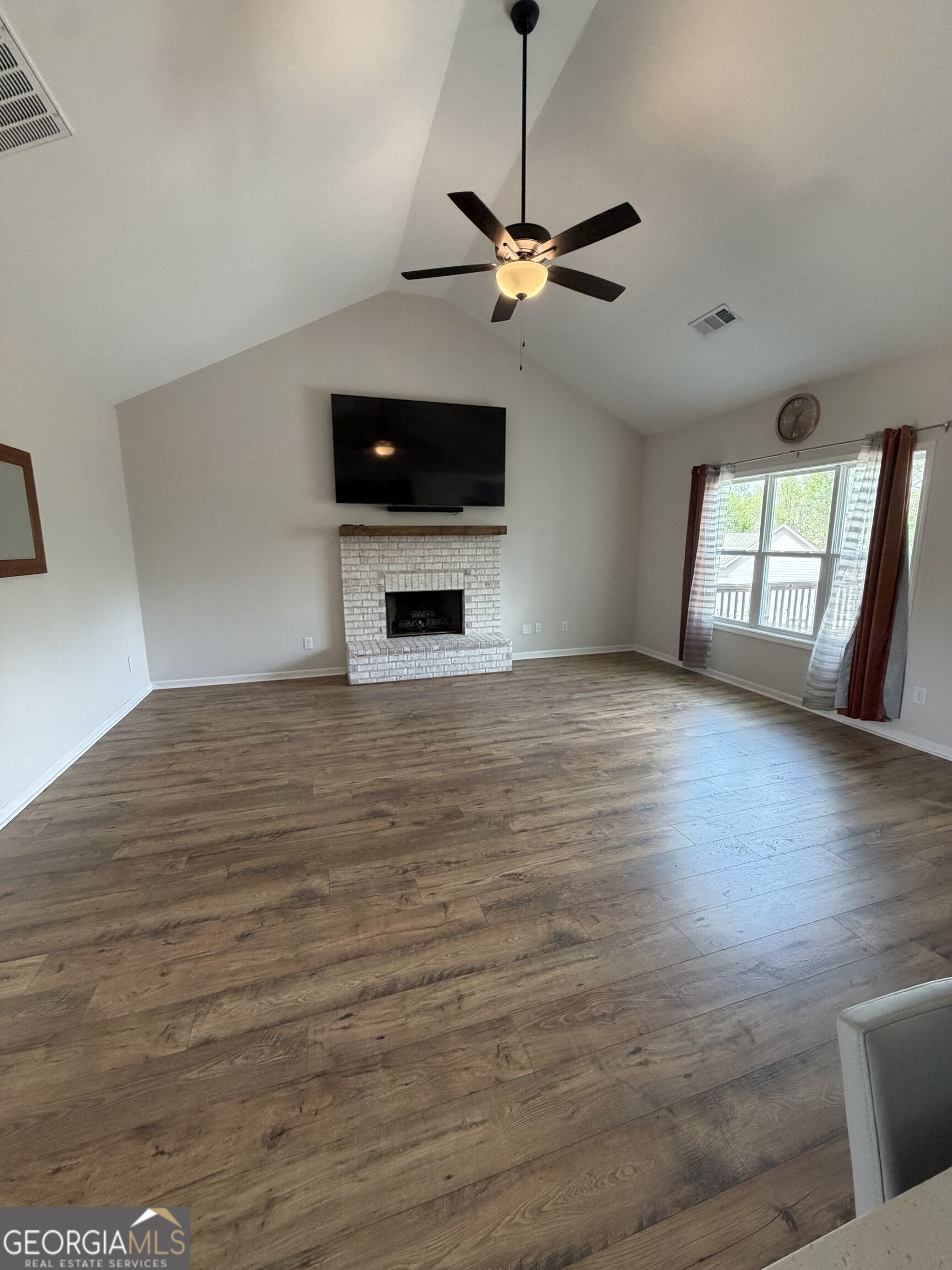 14 Shadybrook Path Property Photo 6