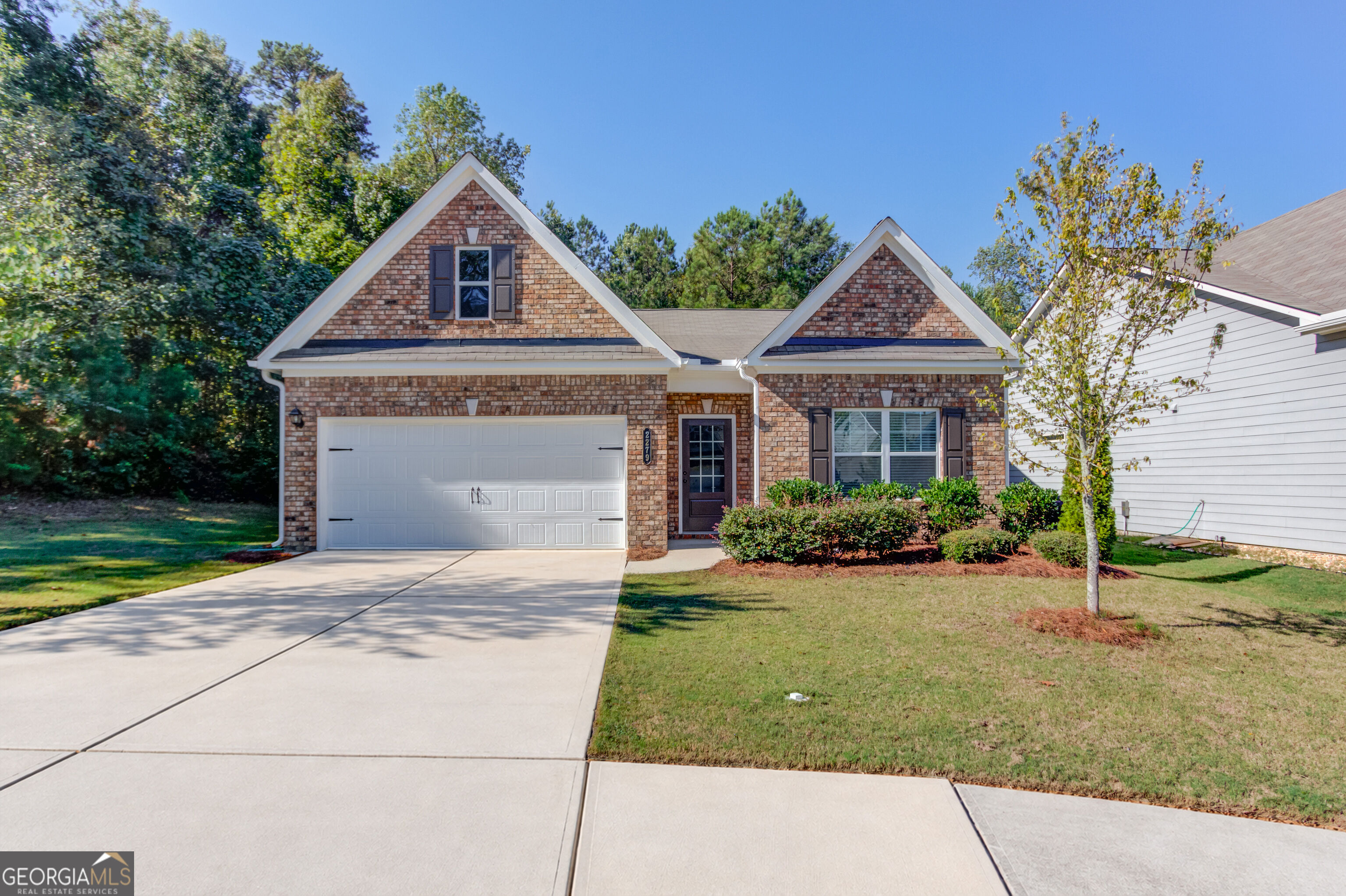 2279 Cedar Place Court Property Photo 1