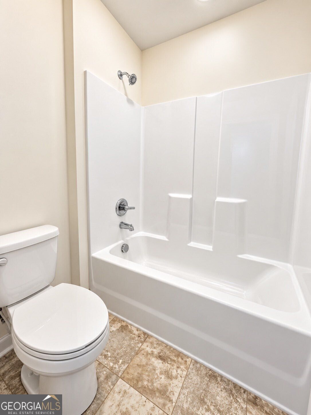 6 Easy Street Property Photo 10