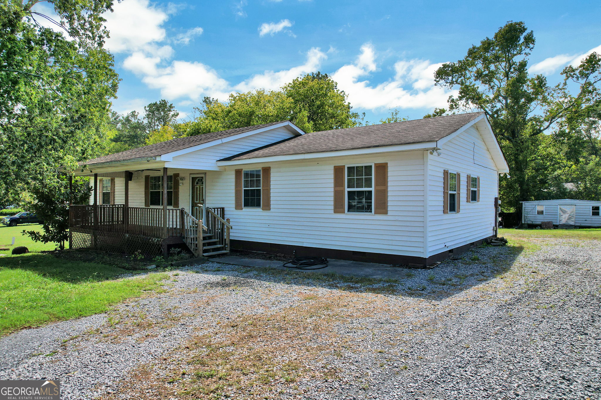 820 Murray Drive Property Photo 3