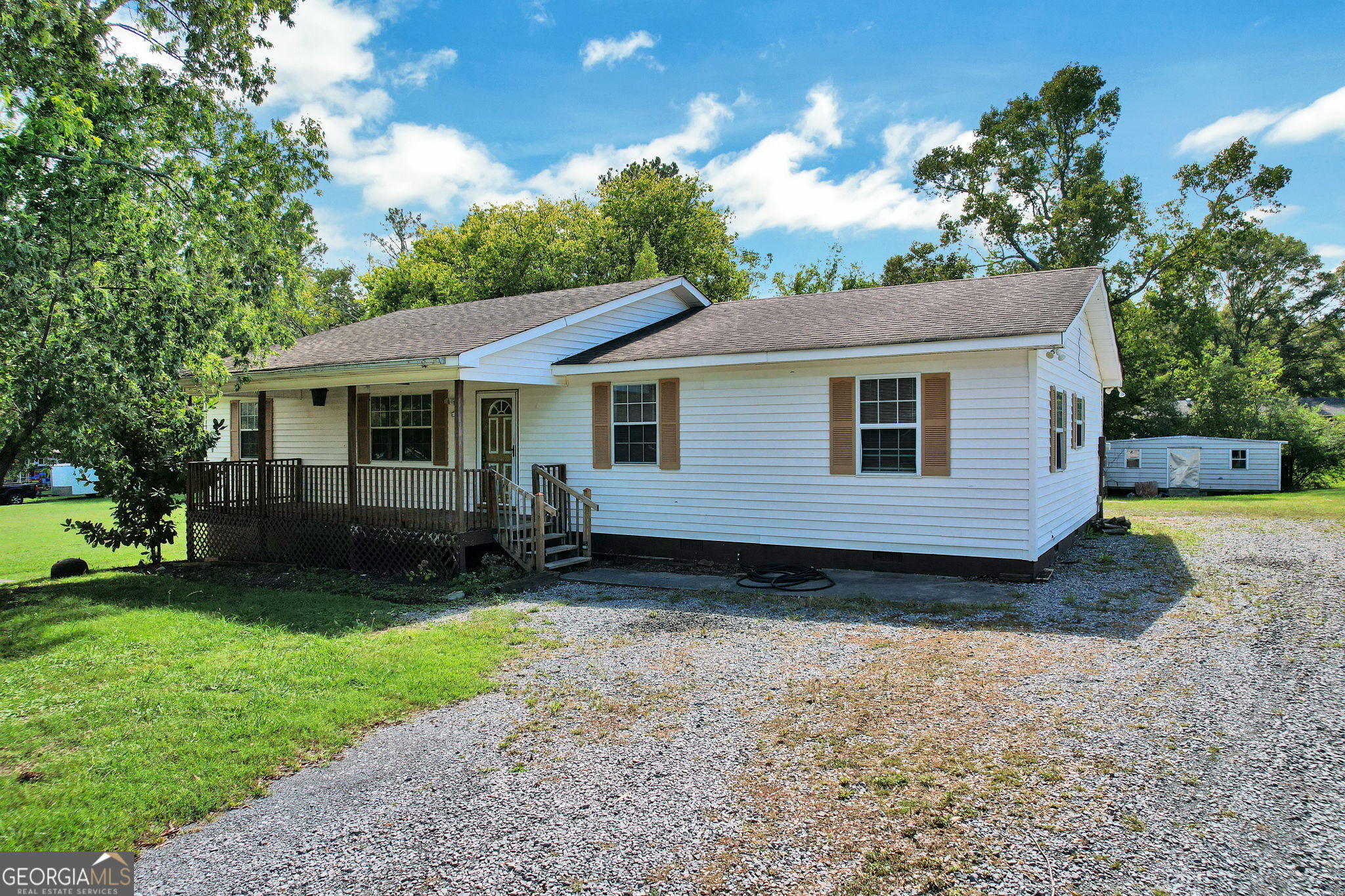 820 Murray Drive Property Photo 4