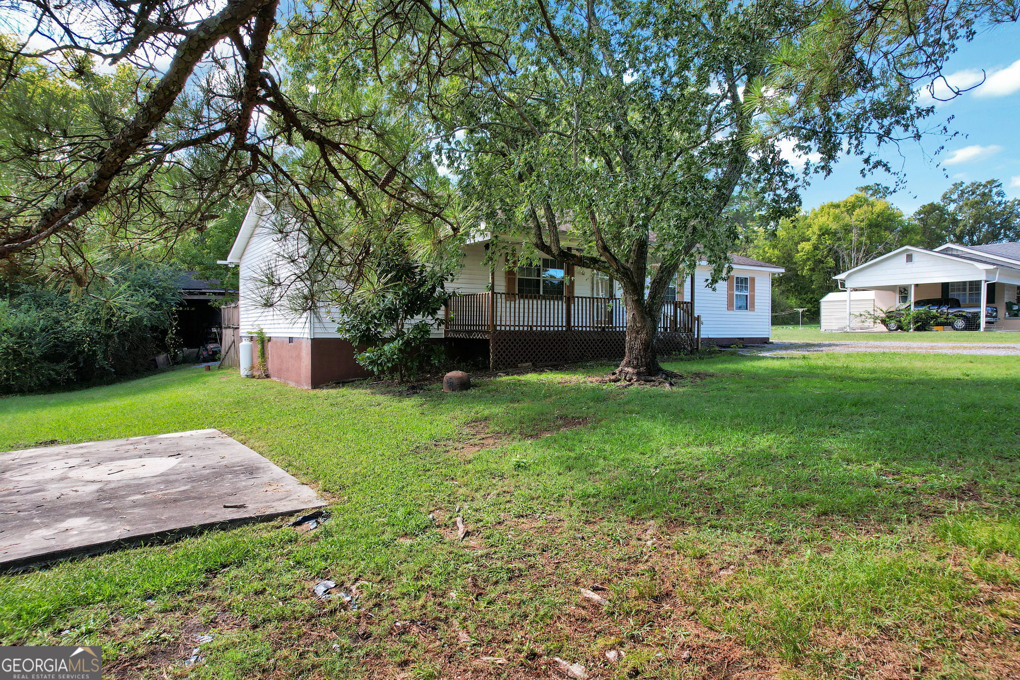 820 Murray Drive Property Photo 5