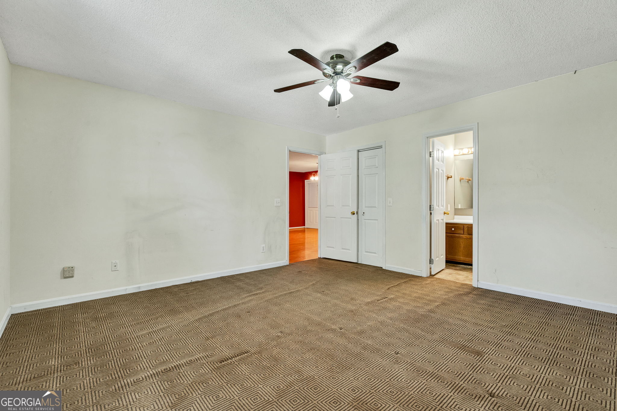 820 Murray Drive Property Photo 19