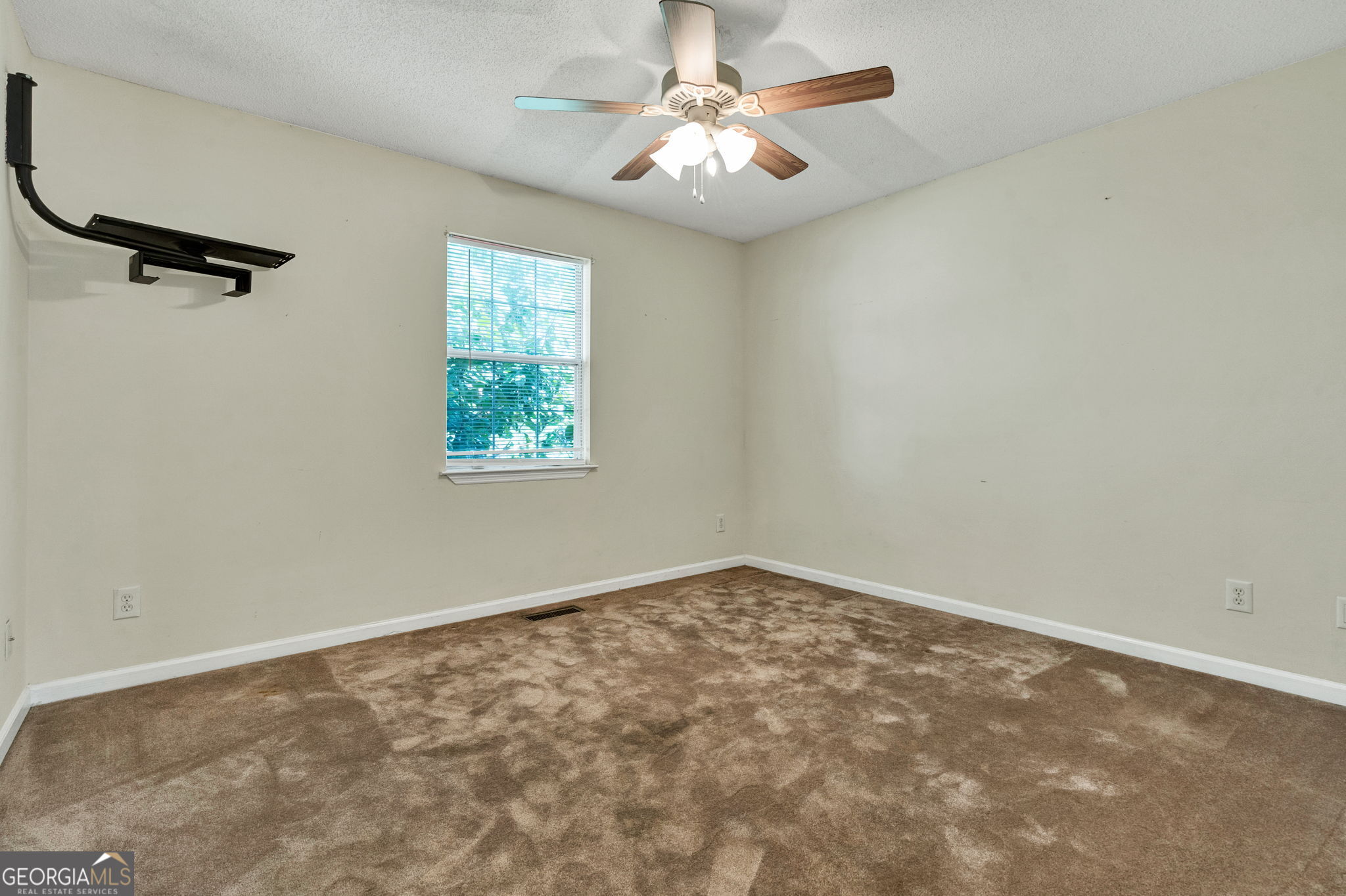 820 Murray Drive Property Photo 22