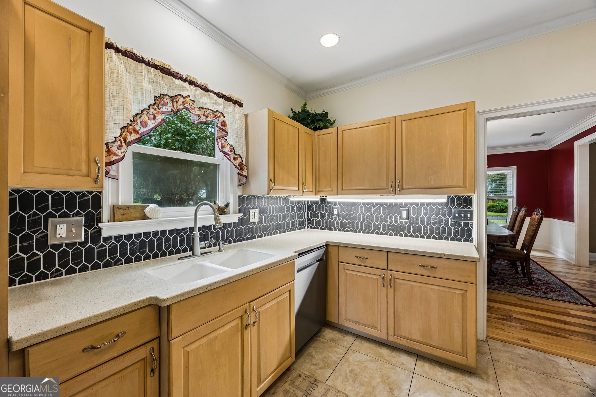 301 Trimaran Drive Property Photo 28