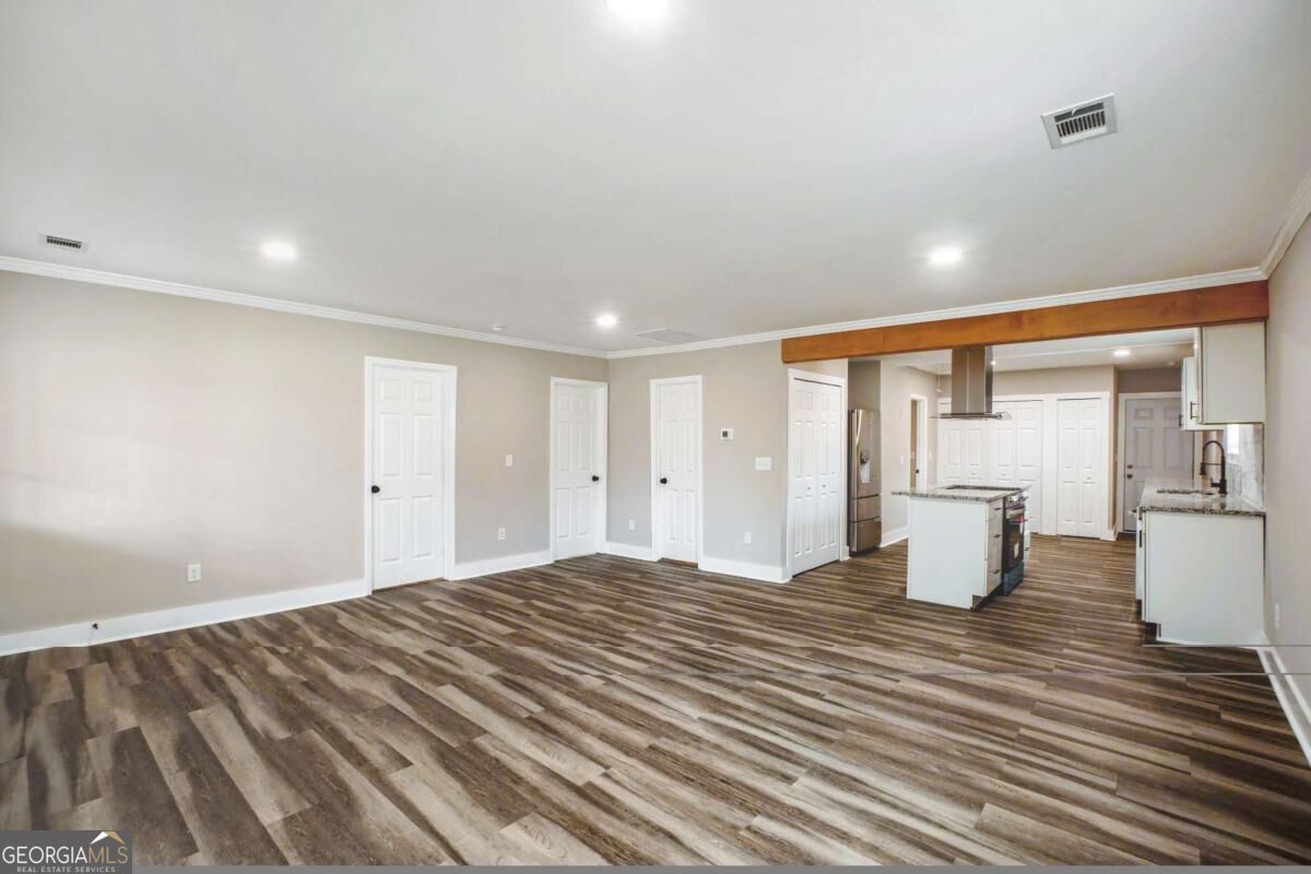 439 Bussey Avenue Property Photo 9