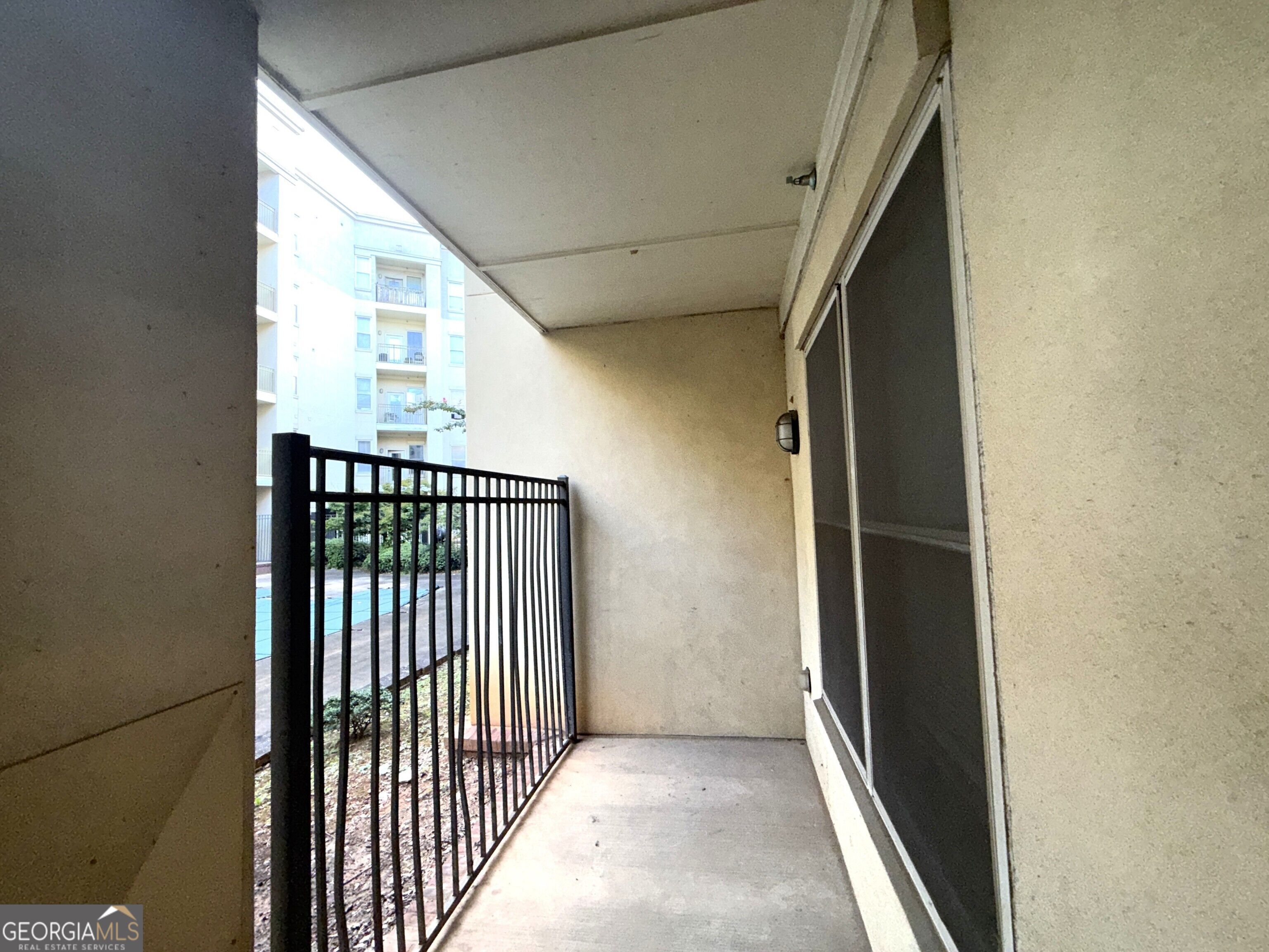 870 Mayson Turner Road Nw # 1221 Property Photo 2