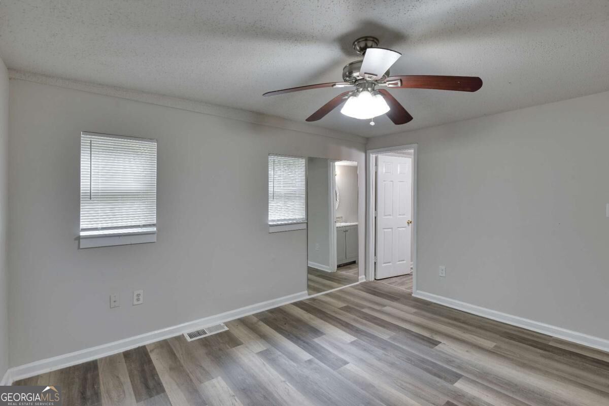 2486 Claude Street Nw Property Photo 20