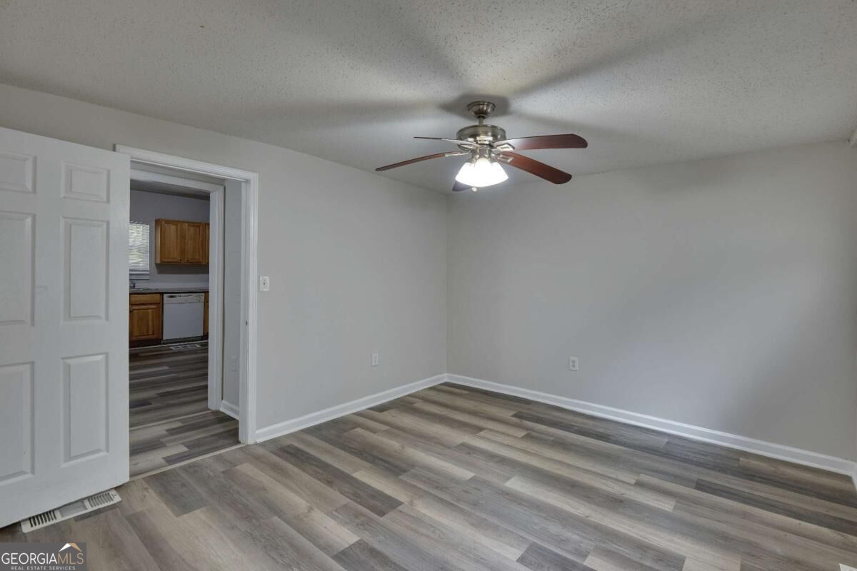 2486 Claude Street Nw Property Photo 22