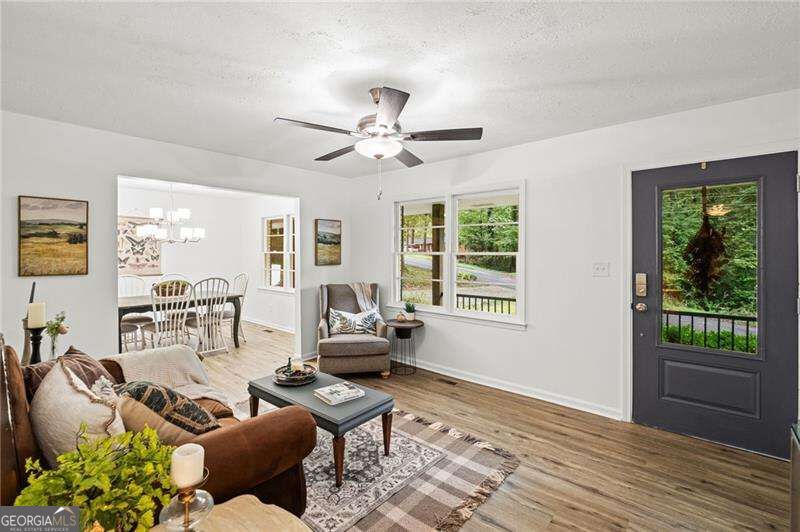 6445 Sherwood Trail Property Photo 6