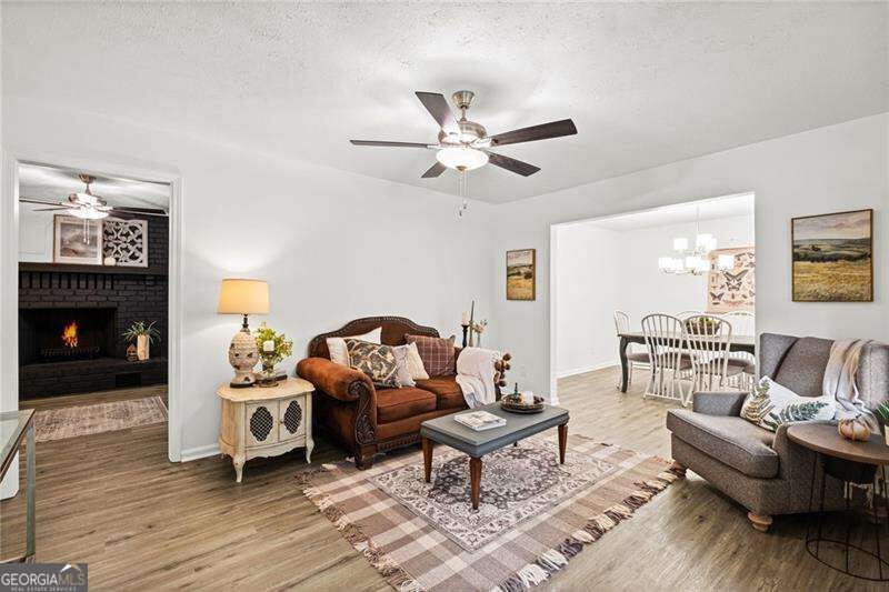 6445 Sherwood Trail Property Photo 9