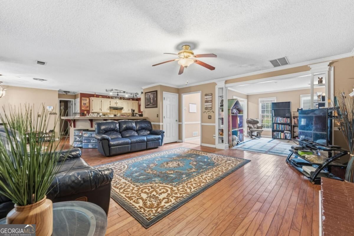 4412 Pembrooke Way Property Photo 6