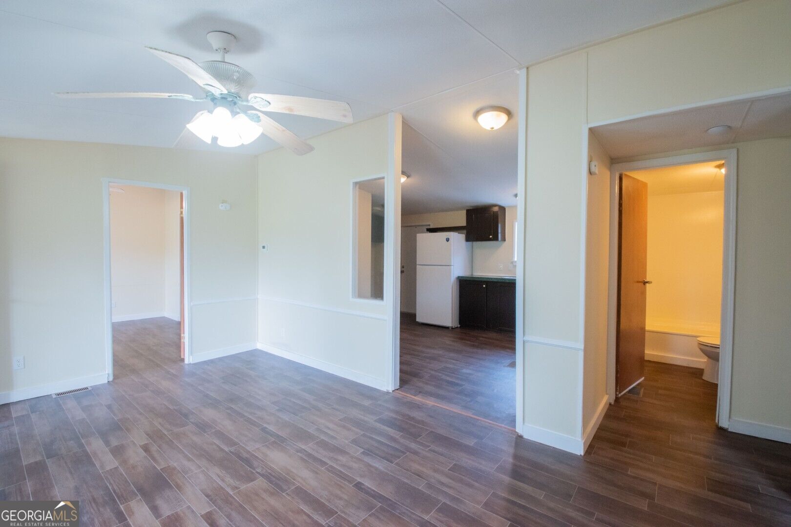 438 Pinehurst Drive Property Photo 17