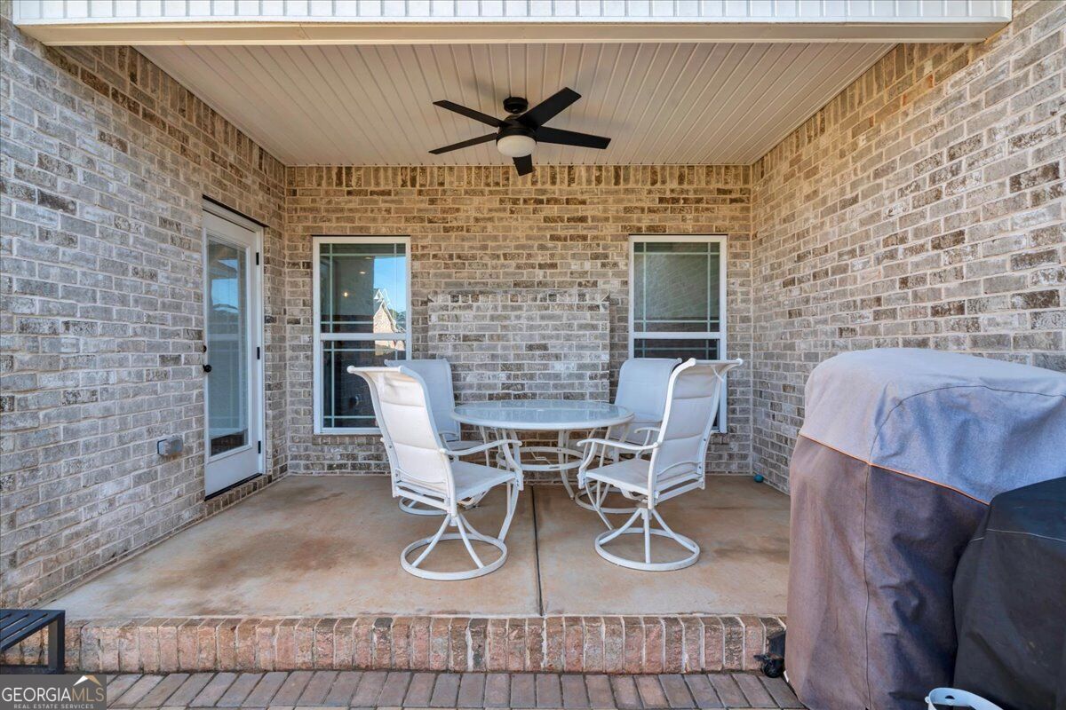 105 Rolling Meadow Way Property Photo 30
