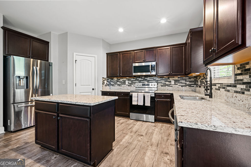 11 Ashley Pointe Drive Property Photo 16