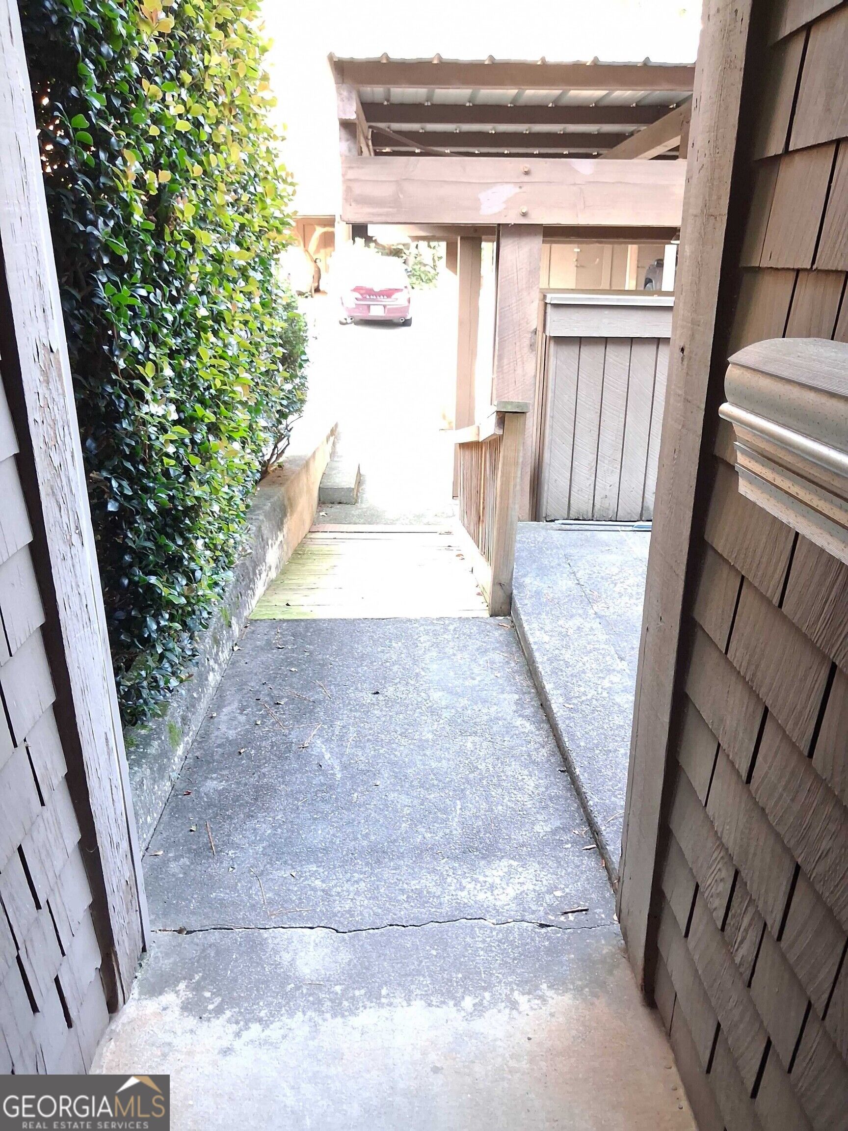 111 Willowick Drive Property Photo 3