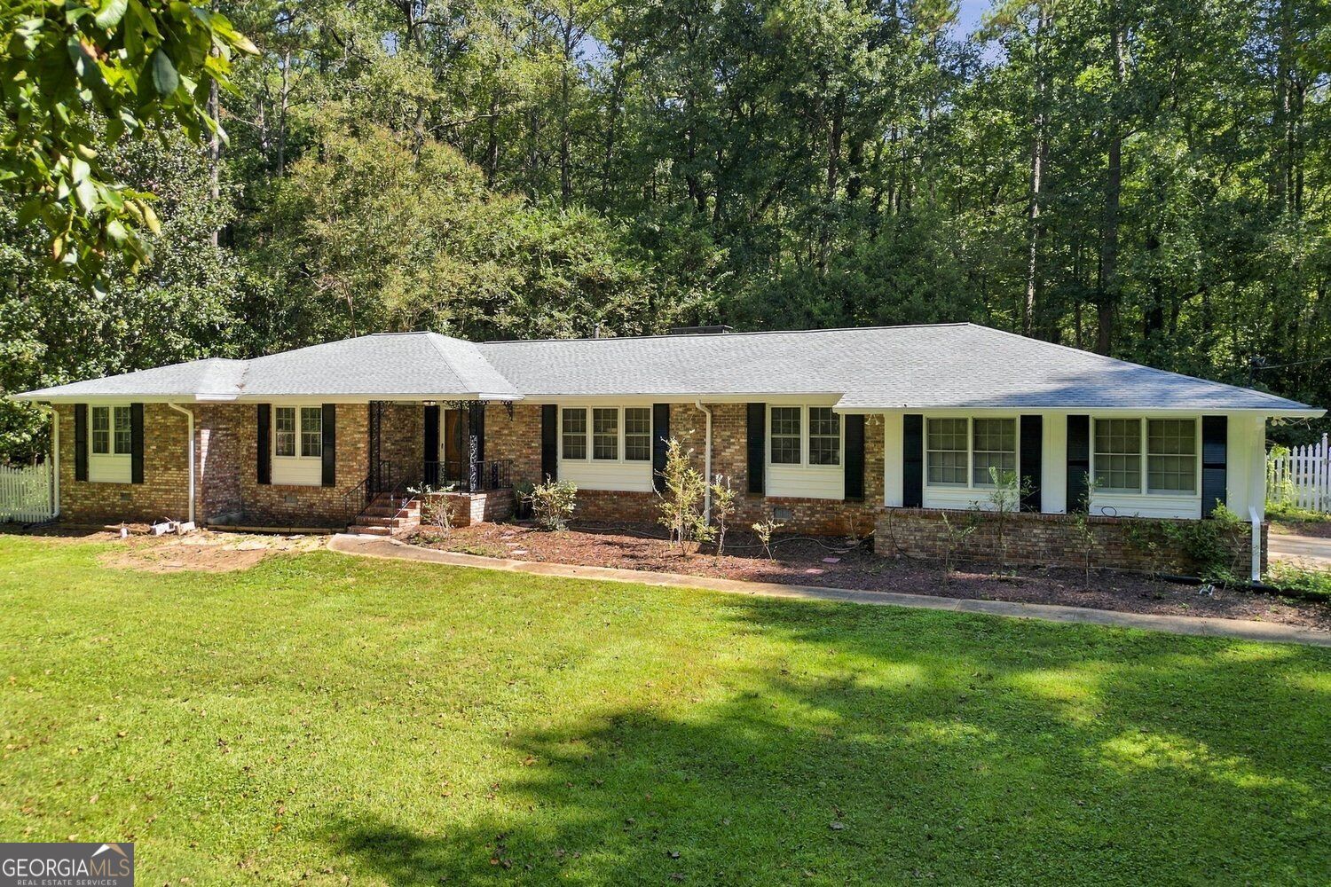2207 Rosser Place Property Photo 1