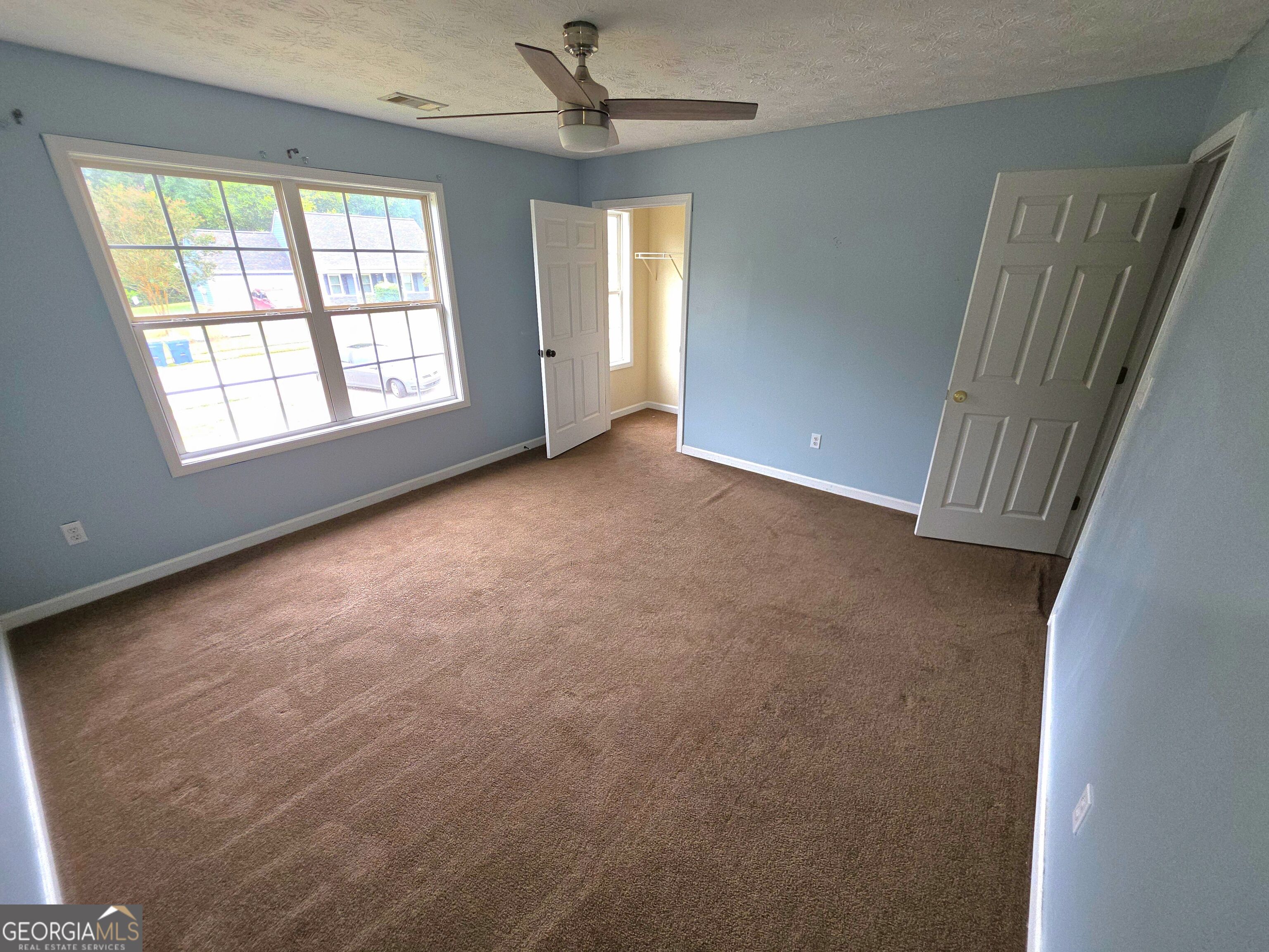 421 Shenandoah Court Property Photo 12