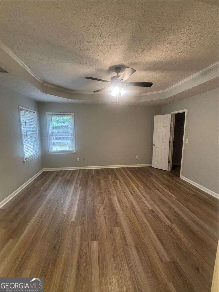 1135 Burning Bush Drive Property Photo 11