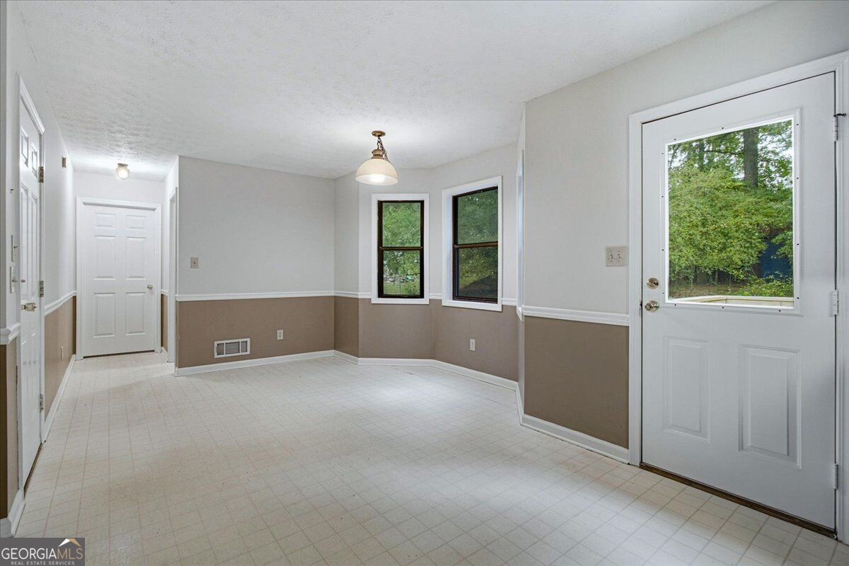 1151 Rocky Road Property Photo 11