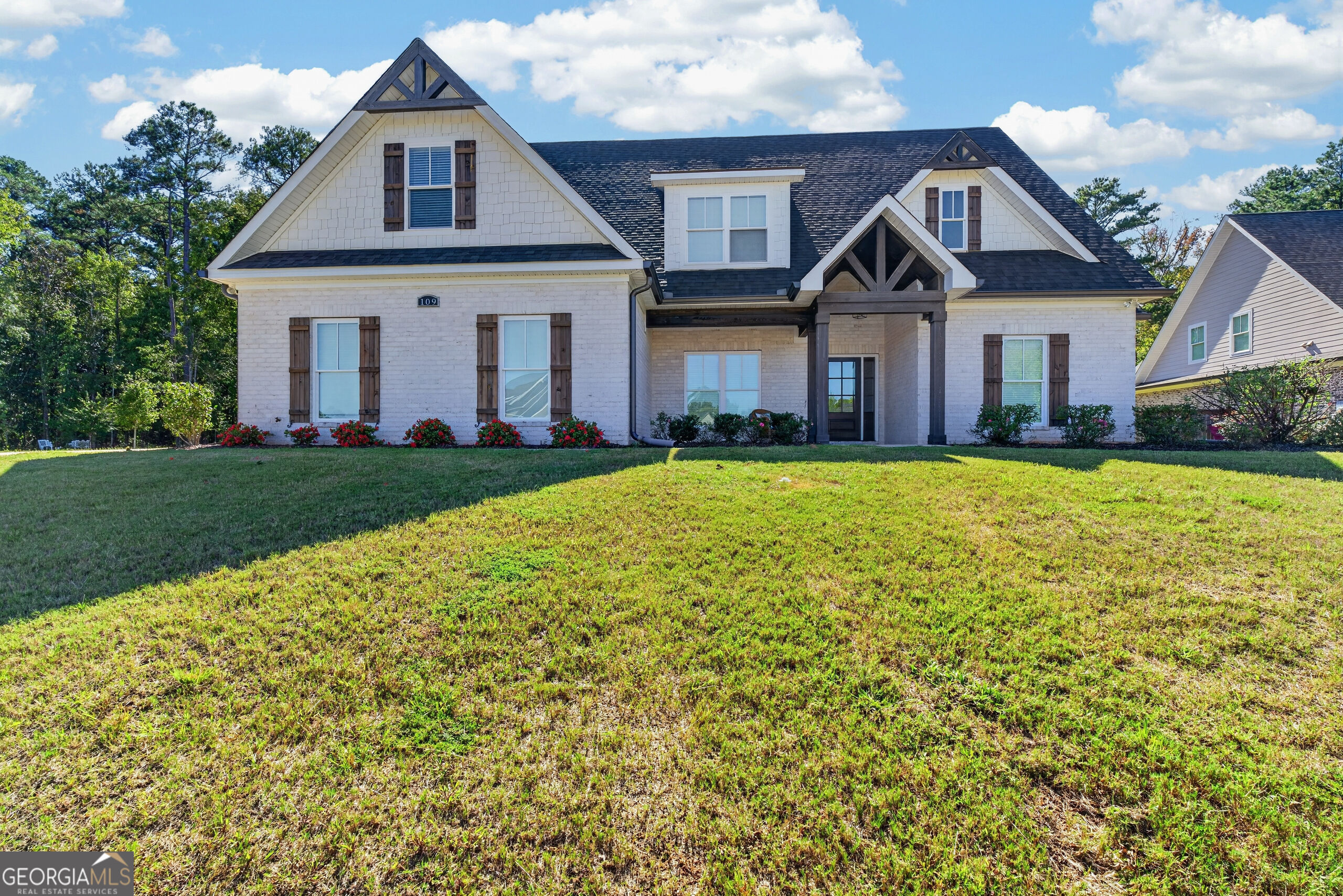 109 Camden Trace Property Photo 1