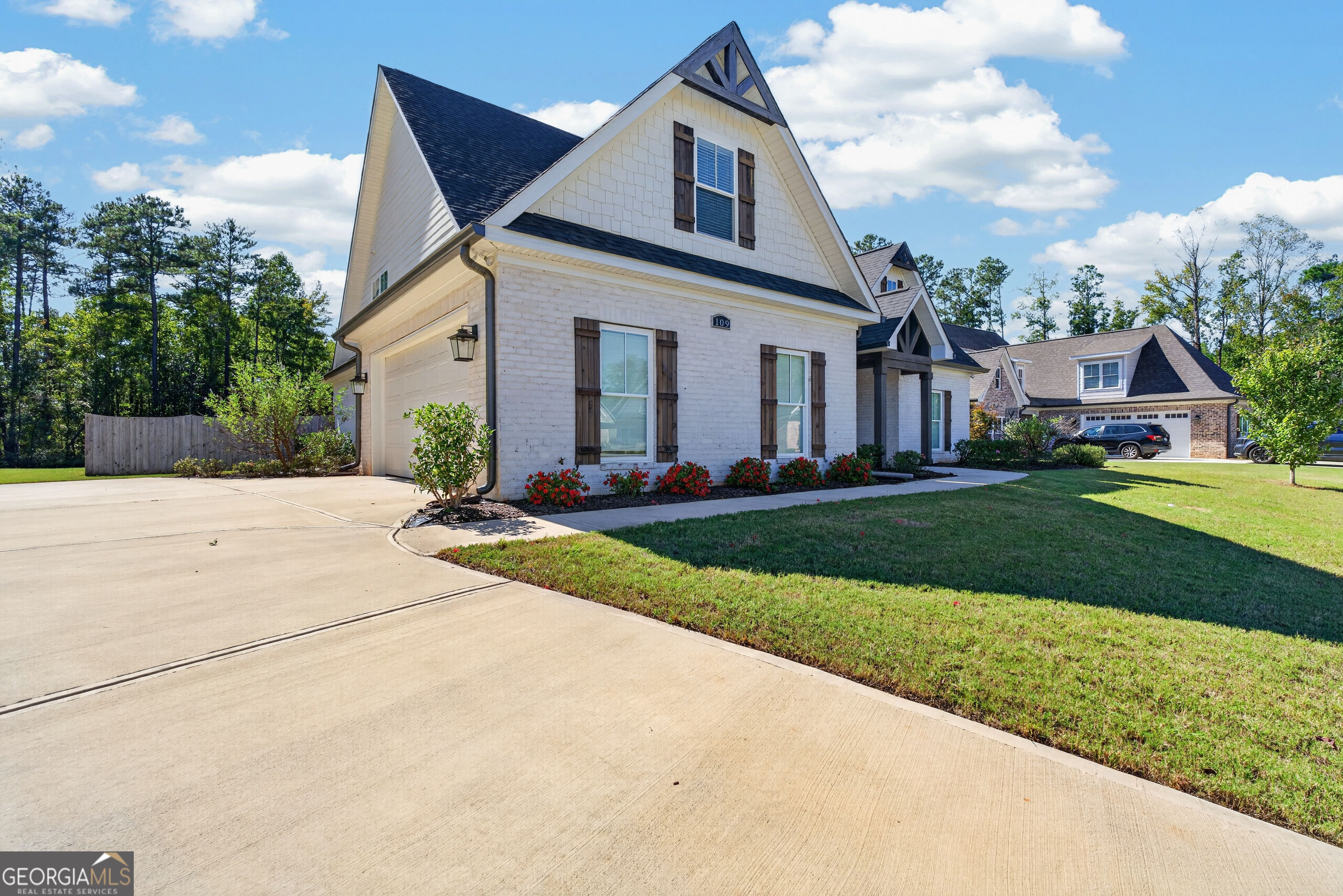 109 Camden Trace Property Photo 4