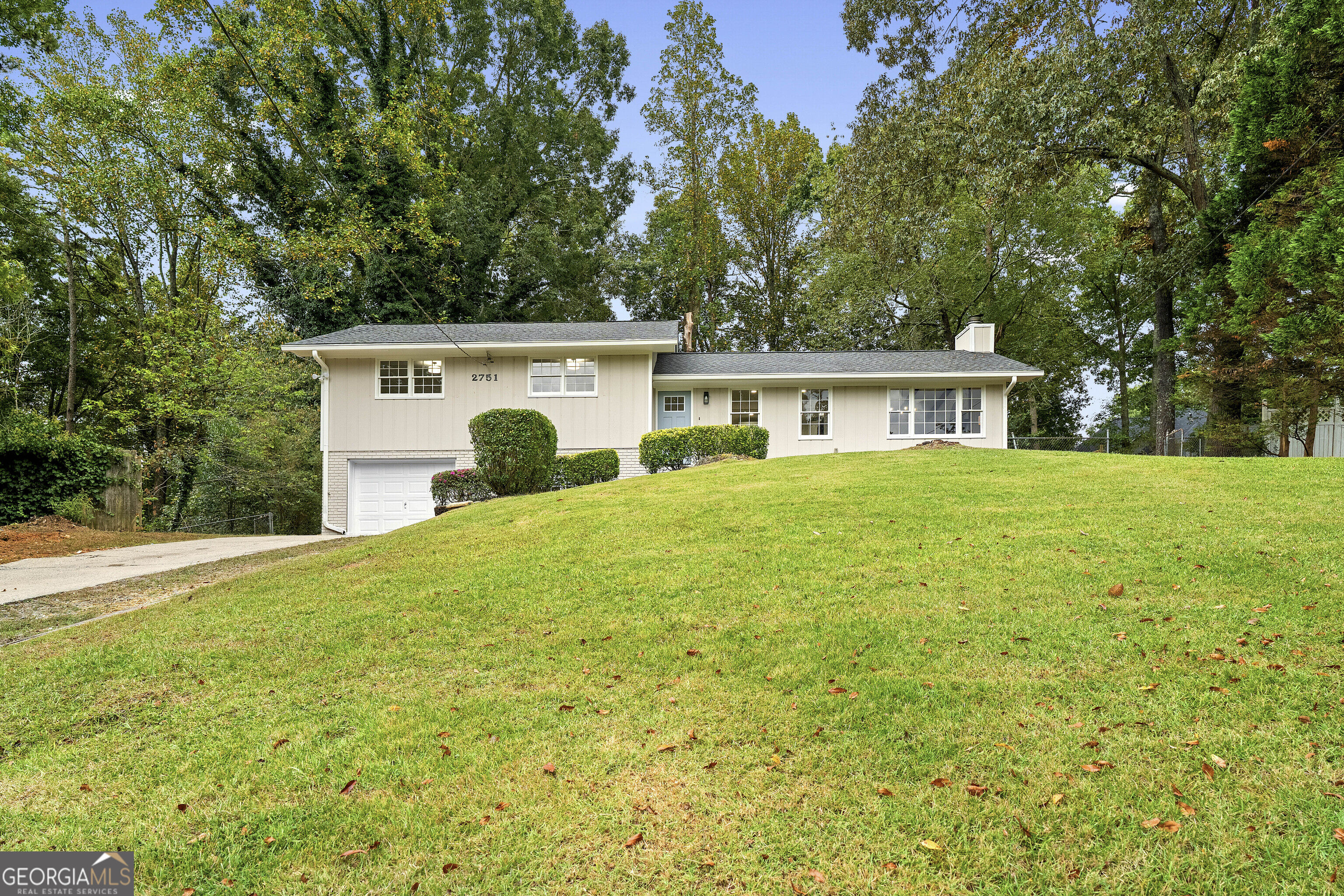 2751 Dunwood Lane Property Photo 1