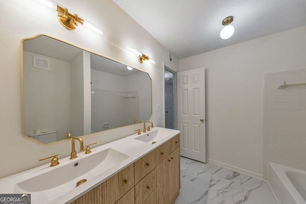 1109 Riverview Drive Se Property Photo 23