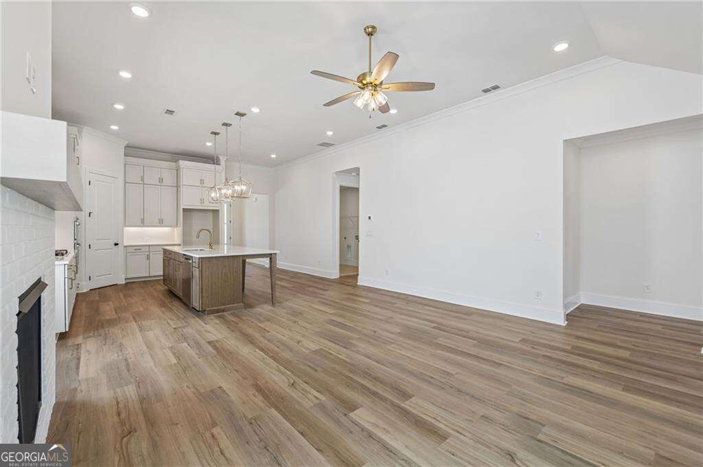 161 High Point Drive Property Photo 14