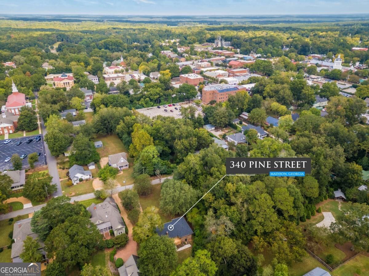 340 Pine Street Property Photo 4