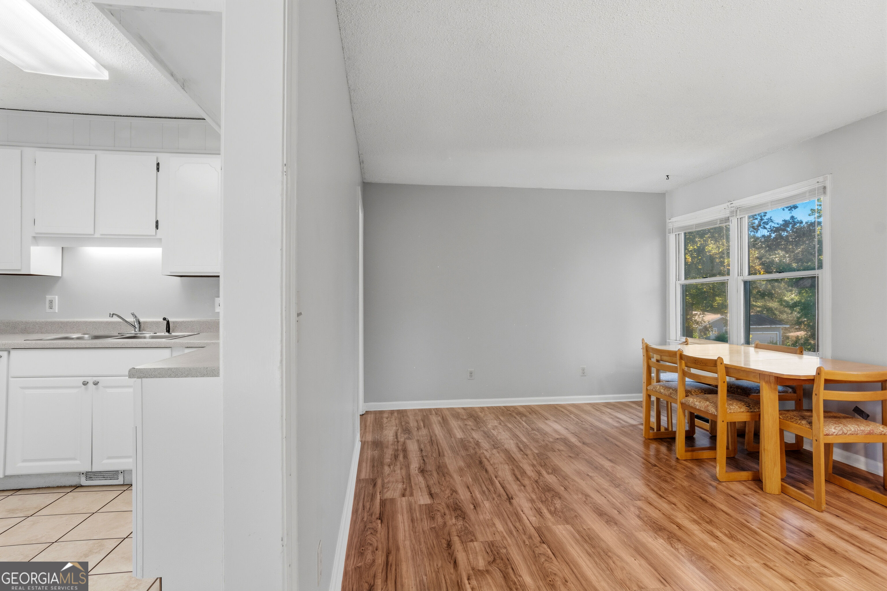 110 Springwood Drive Property Photo 13